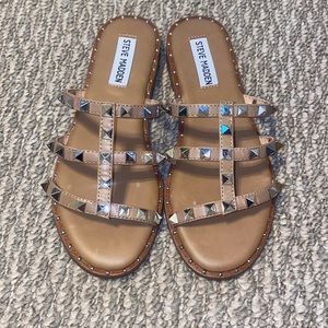 Brand New Steve Madden Averill Sandals